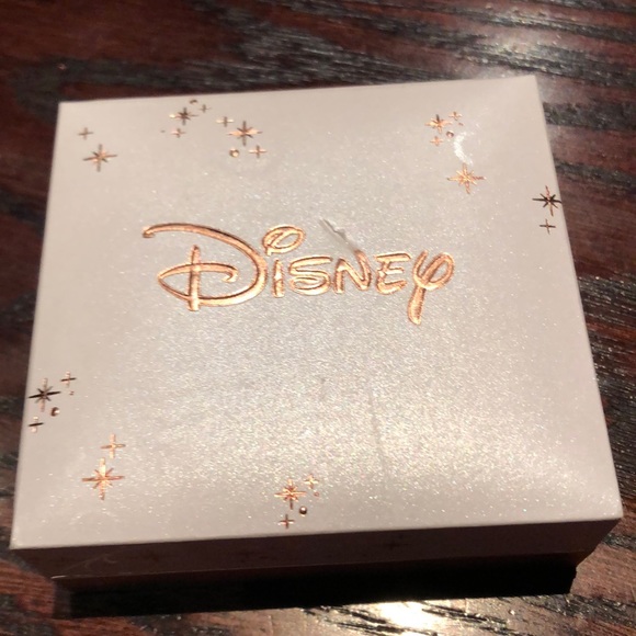 Disney silver plated Mickey bracelet NWT - Picture 7 of 7